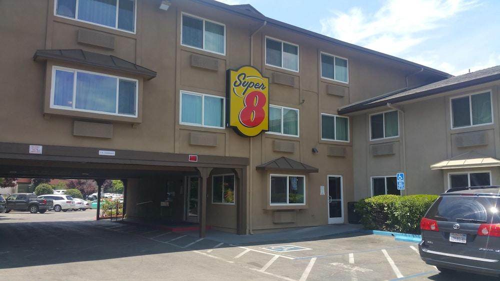 Super 8 By Wyndham Sacramento Hotel Carmichael Exterior photo