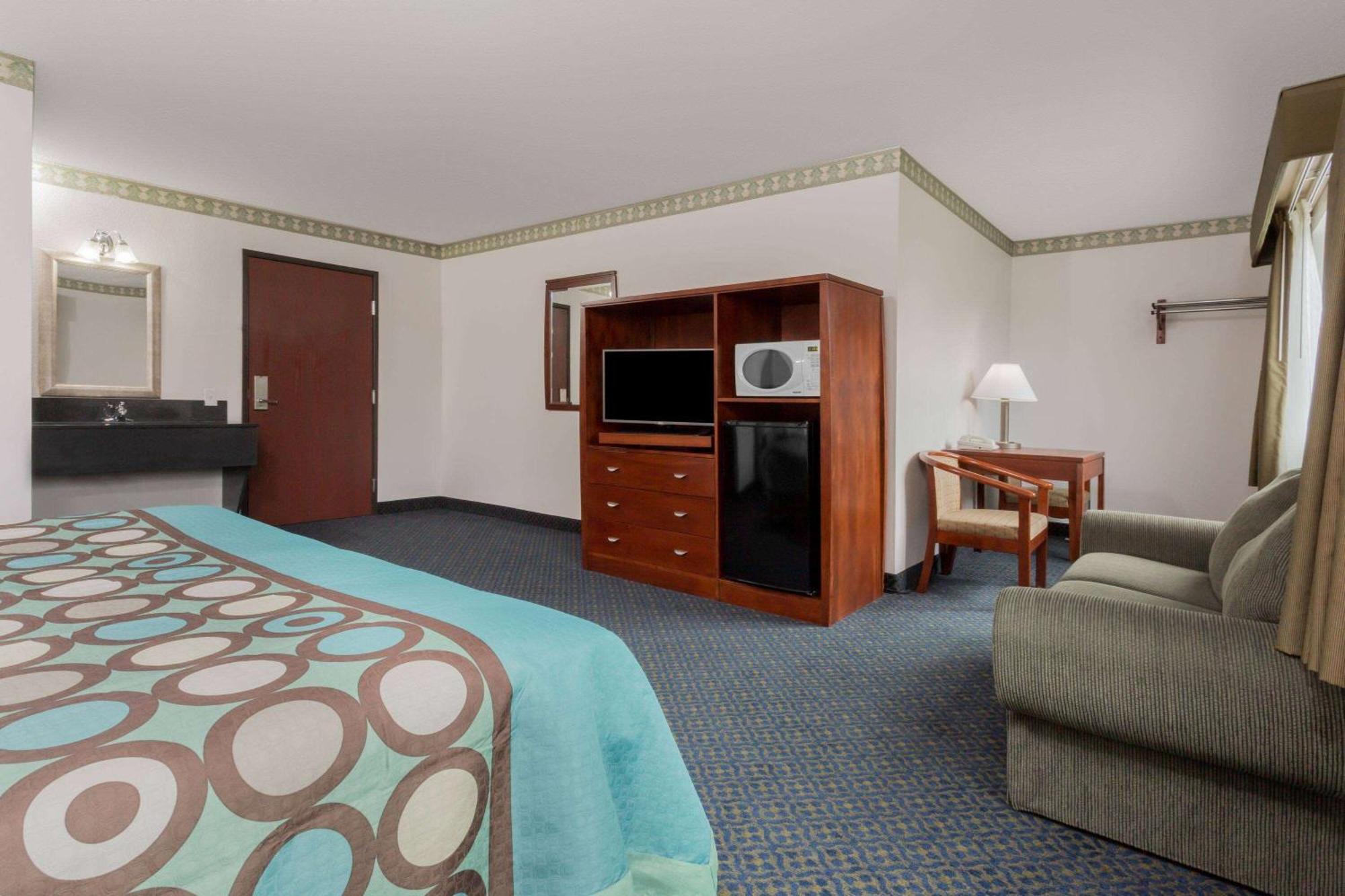 Super 8 By Wyndham Sacramento Hotel Carmichael Exterior photo